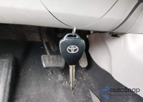 2013 Toyota Corolla Le z USA, uszkodzony, nr VIN 2T1BU4EEXDC057004